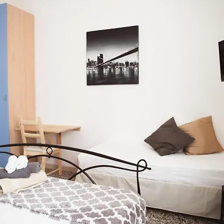 Bed & Breakfast Accogliente Casa Livorno