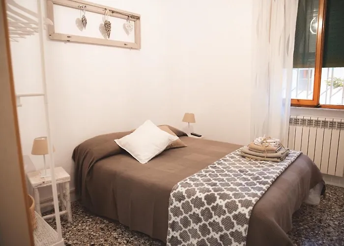 Bed and Breakfast Accogliente Casa *